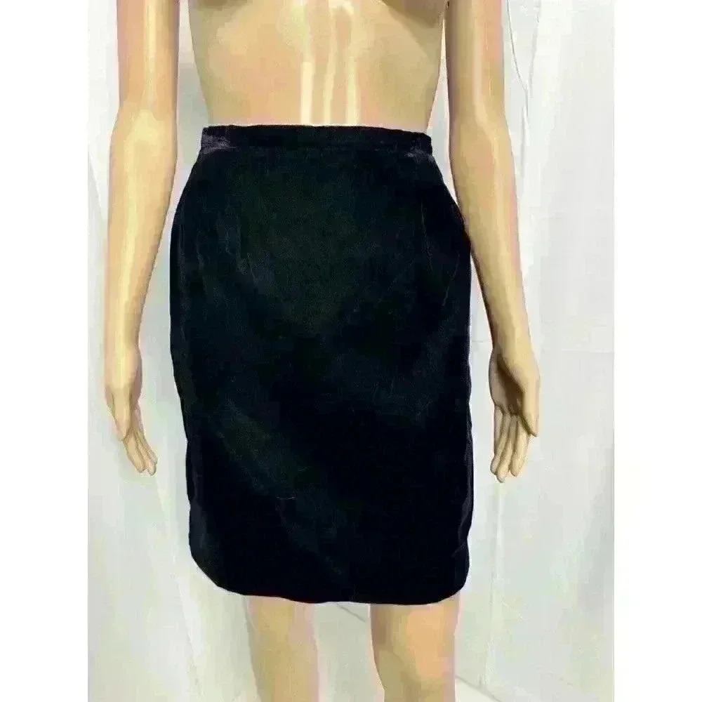 VTG 90s Short Skirt Black Velvet Velour Norton McNaughton Sz 10 P EUC Zip Slit‎